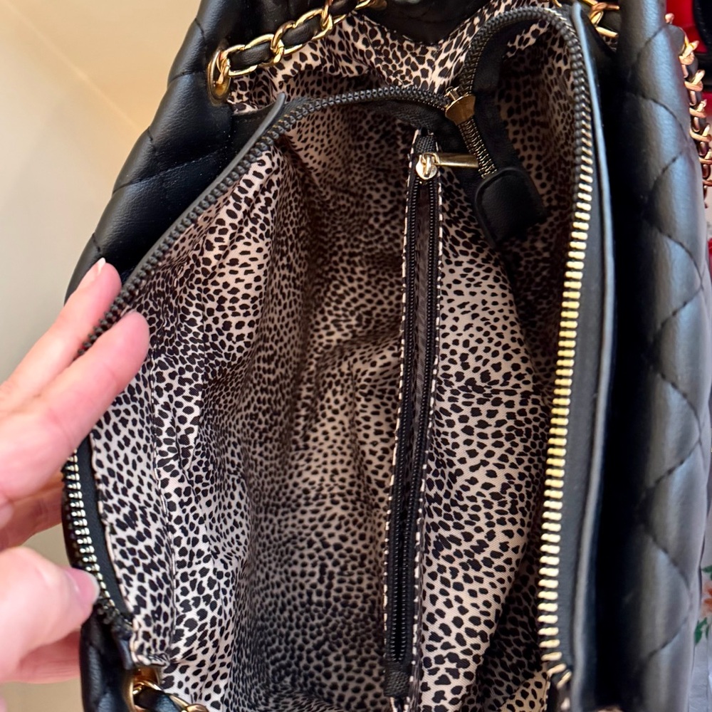 Quilted Chain Bag Bundle | Black Shoulder Bag + Red Tote & Pouch- Gold Chain - Picture 3 of 5